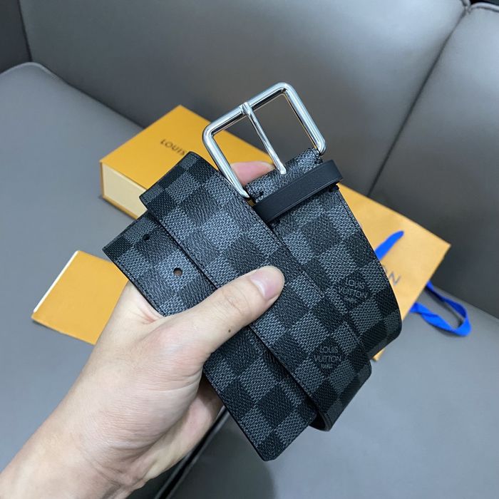 Louis Vuitton Belt 40MM LVB00144